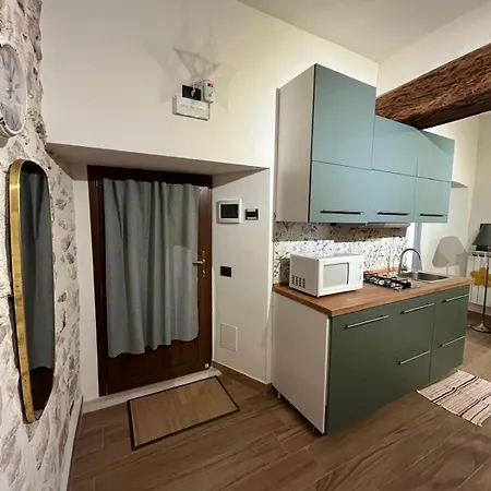 Victor's House Apartment *